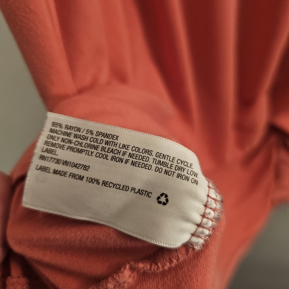 3X Ava and Viv Long Sleeve Top with Ruching Detail - Picture 4 of 4